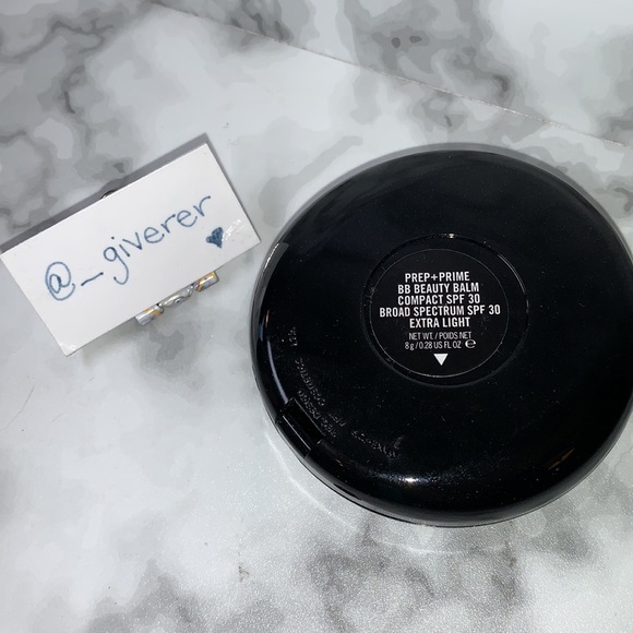 EXTRA LIGHT Prep & Prime Beauty Balm MAC Cosmetics - Picture 9 of 14